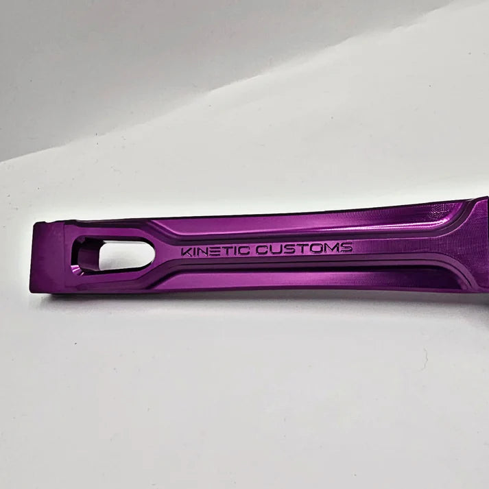 Versión 2.0 Kinetic Customs Raptor Mango de aluminio (es necesario agregar agarre)