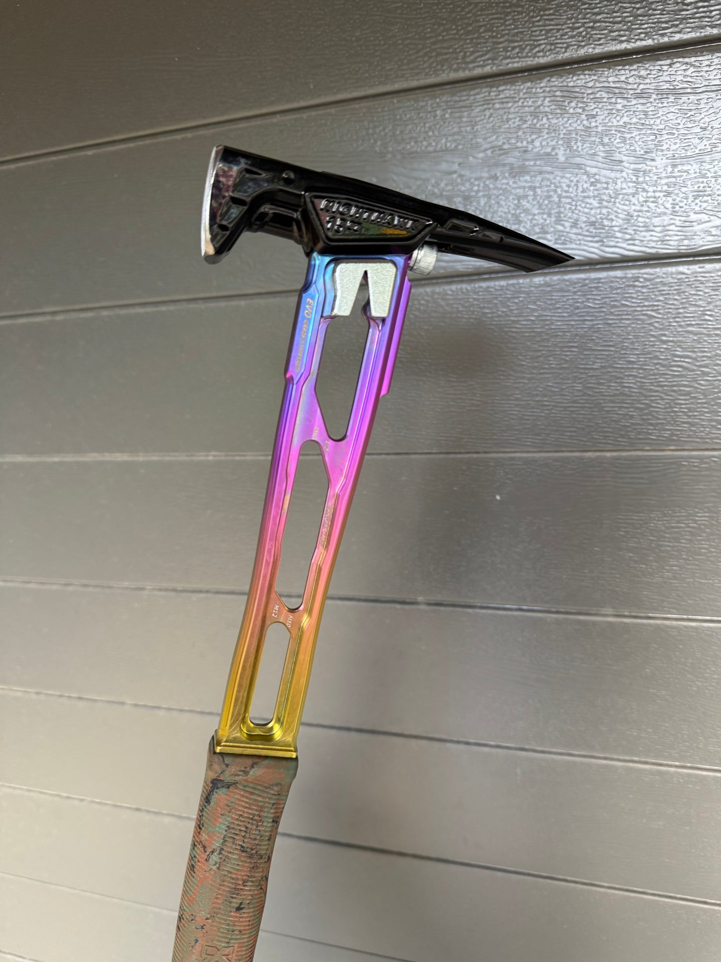 NIghthawk - Smooth Face Long Handle Framing Hammer