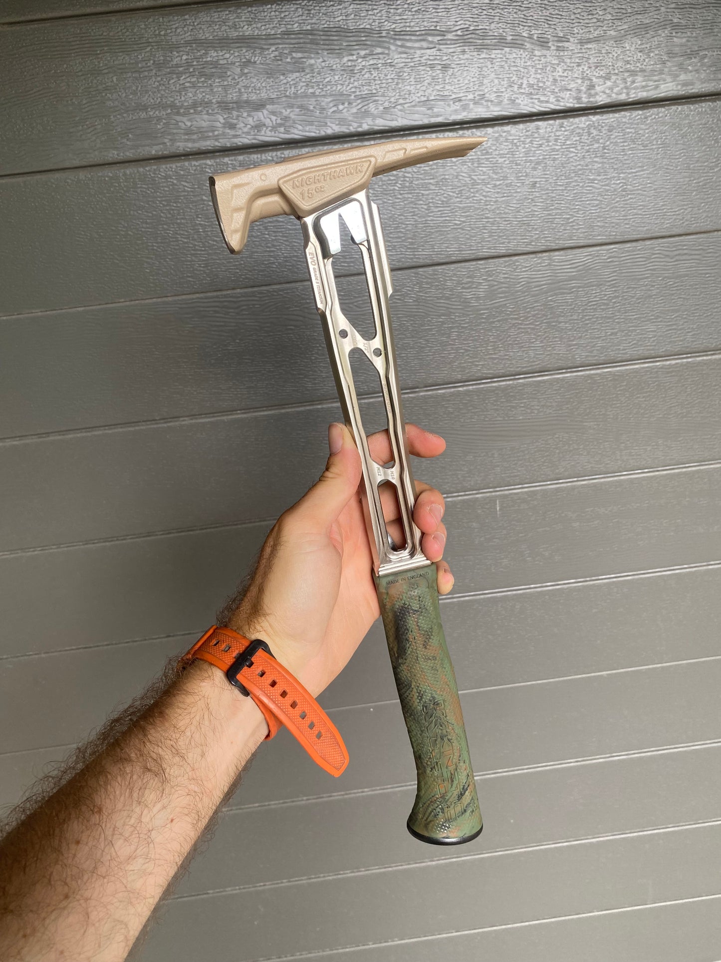 15oz Smooth Sand Head, 16” Raw Titanium Handle and Camo Grip