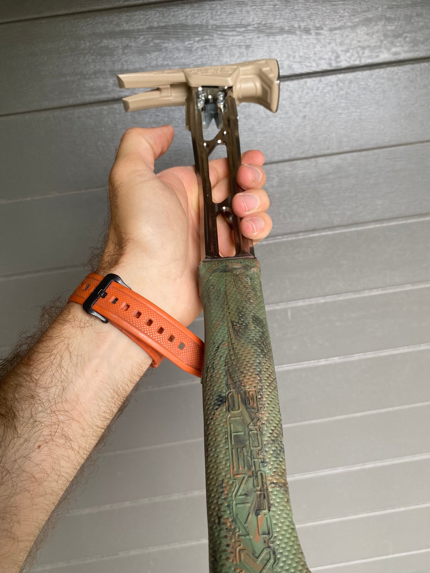 15oz Smooth Sand Head, 16” Raw Titanium Handle and Camo Grip