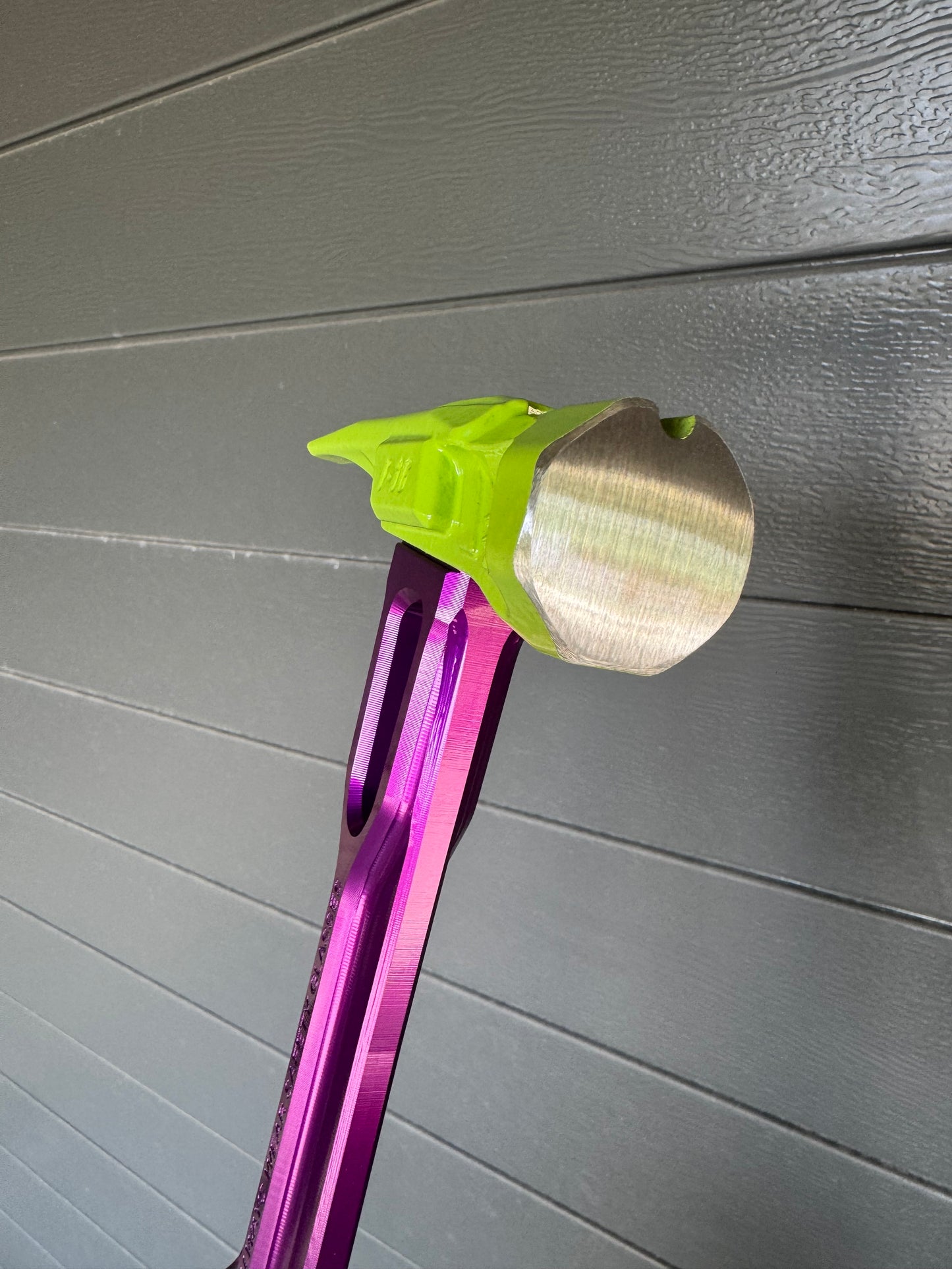 Raptor Joker 16" Purple handle Green Head.